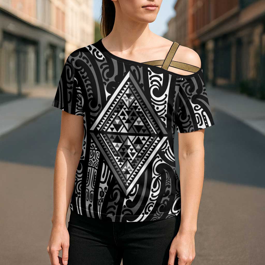New Zealand Maori Taniko Cross Shoulder Shirt Black Kowhaiwhai Puhoro - Polynesian Pride