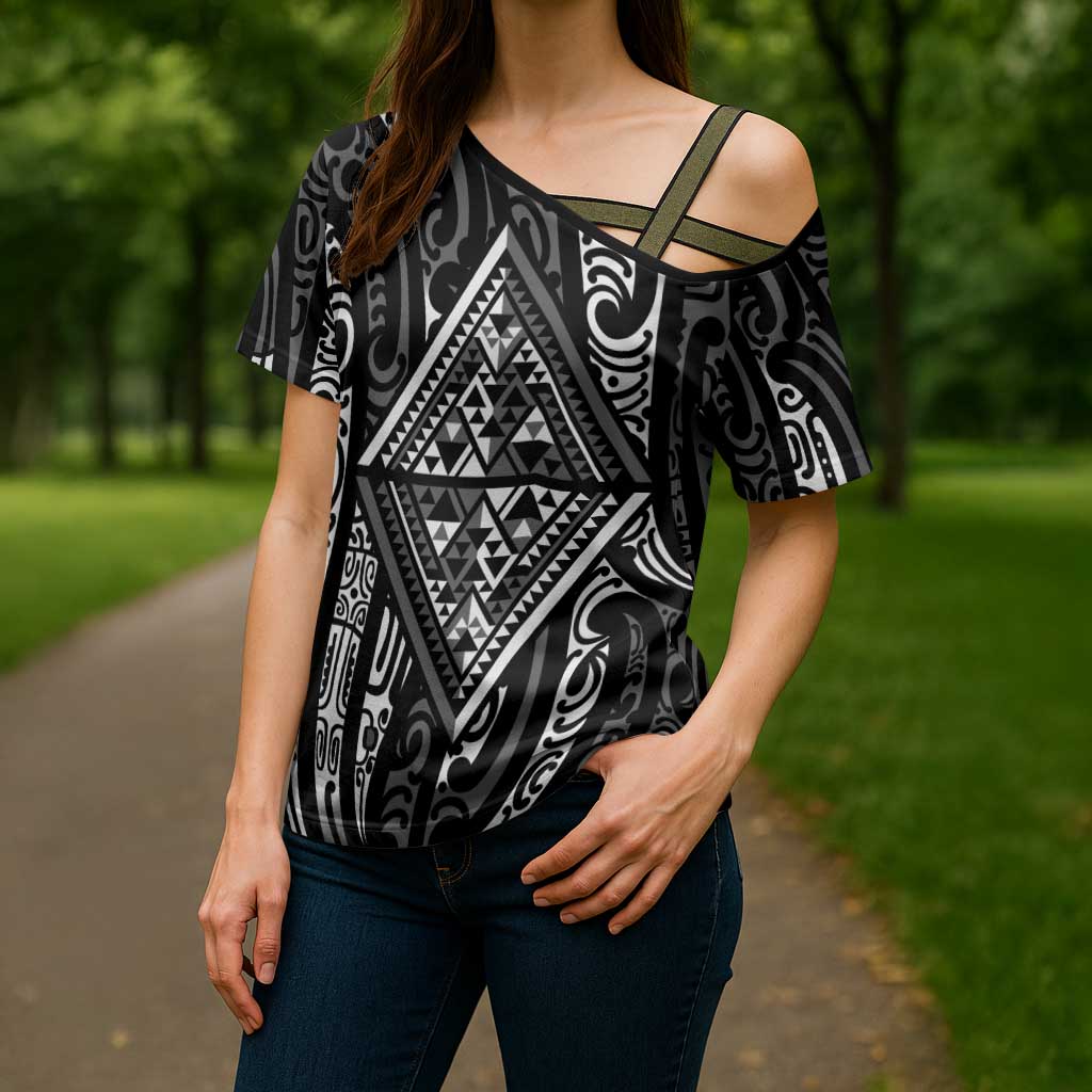New Zealand Maori Taniko Cross Shoulder Shirt Black Kowhaiwhai Puhoro - Polynesian Pride
