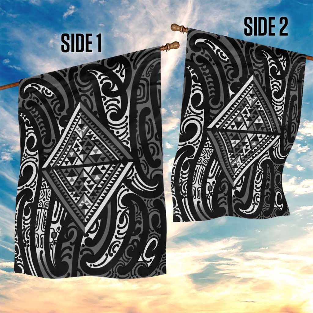 New Zealand Maori Taniko Garden Flag Black Kowhaiwhai Puhoro