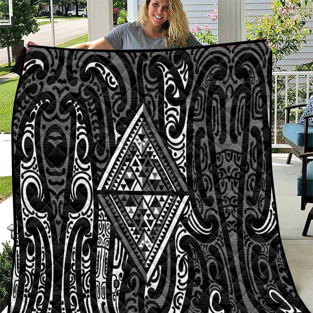 New Zealand Maori Taniko Quilt Black Kowhaiwhai Puhoro