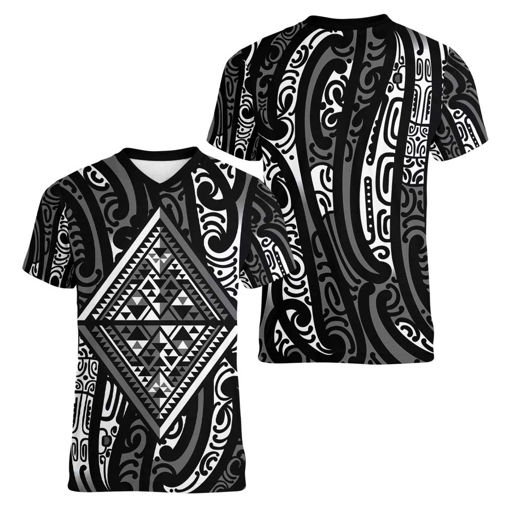 New Zealand Maori Taniko Women V-Neck T-Shirt Black Kowhaiwhai Puhoro LT9 - Polynesian Pride