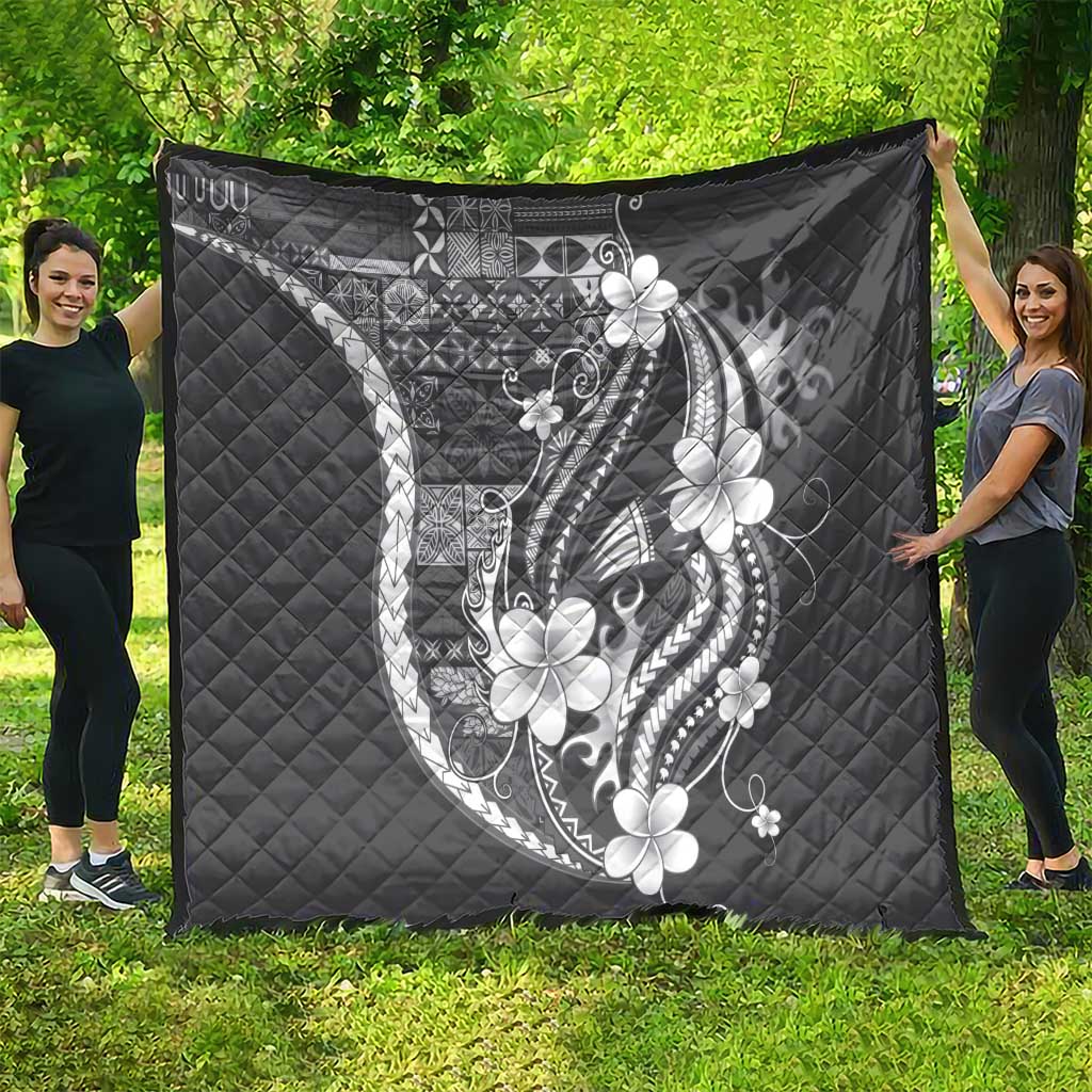 Samoa Siapo Tribal Pattern Quilt Light Gray Polynesian Plumeria Tapa Motif