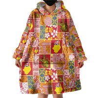 Niue Monuina e Kilisimasi Wearable Blanket Hoodie Pacific Patchwork Xmas Vibes - Polynesian Pride