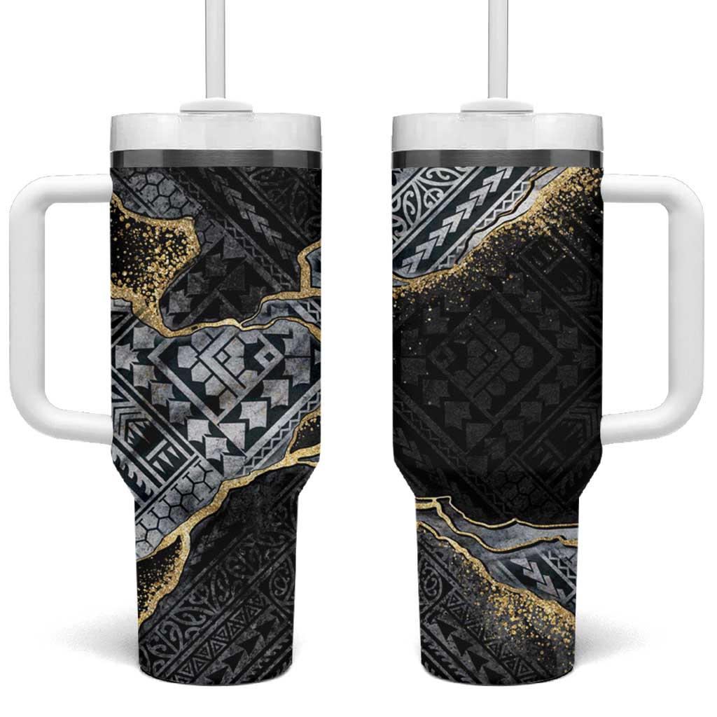 Polynesian Tribal Tattoo Tumbler With Handle Dark Marble Pattern