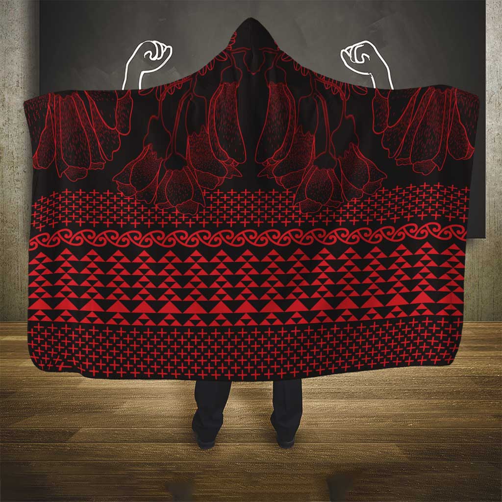 Red Taniko Kowhaiwhai Tukutuku Motif Hooded Blanket