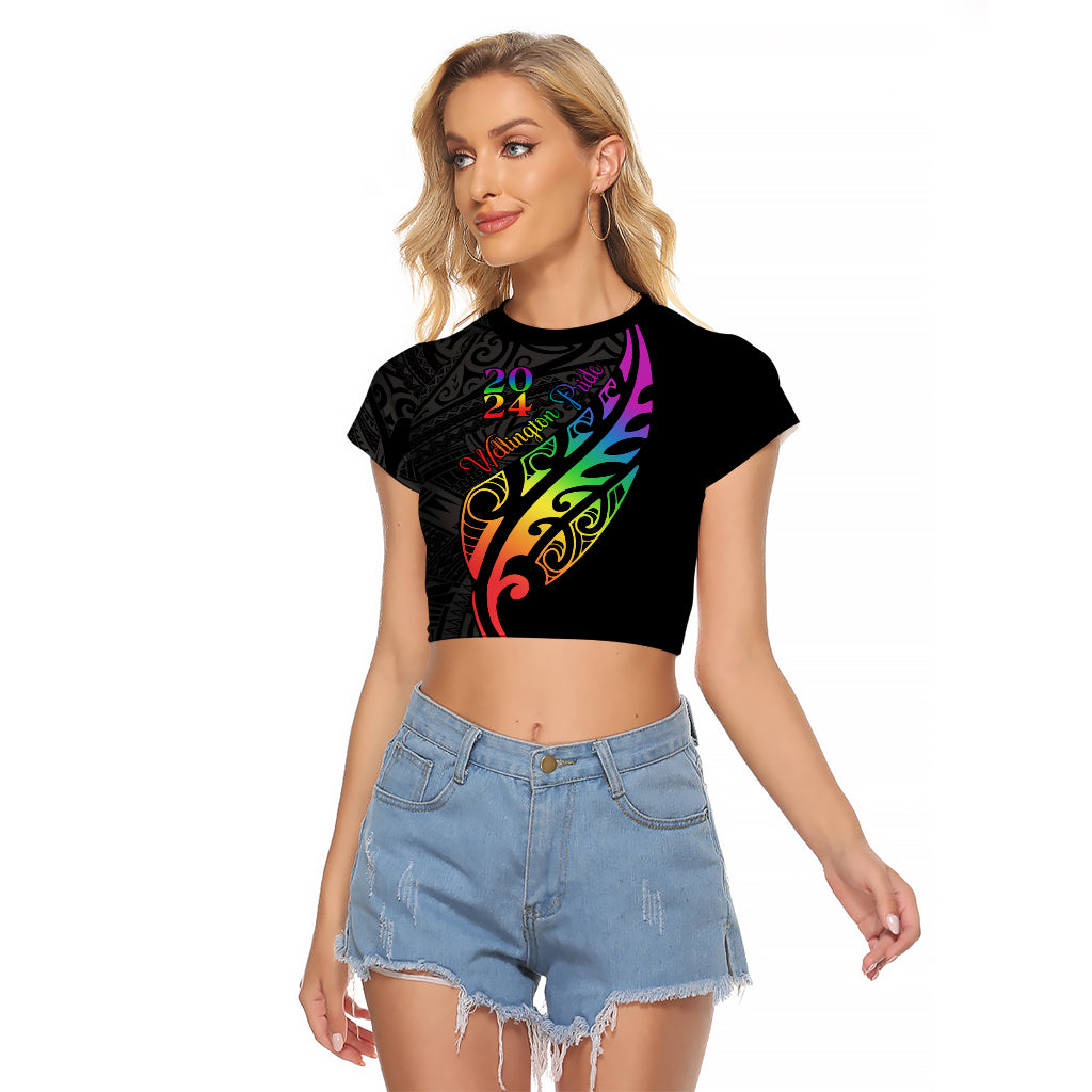 Personalised New Zealand Wellington Pride Raglan Cropped T Shirt Maori Fern with Pride Flag 2024 LT9 Female Black - Polynesian Pride