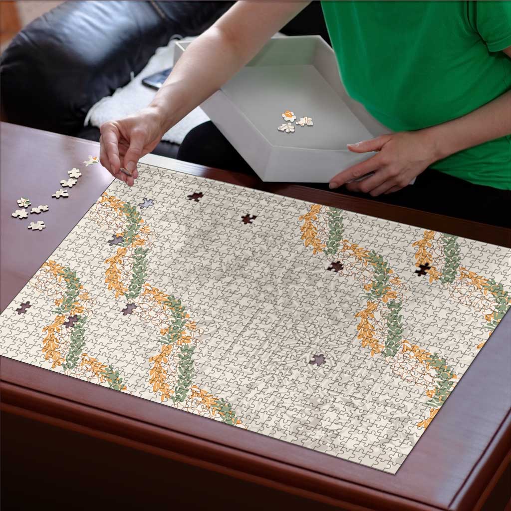Aloha Pakalana and Puakenikeni Lei Puzzle Beige Hawaiian Pattern - Polynesian Pride