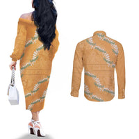 Aloha Pakalana and Puakenikeni Lei Couples Matching Off The Shoulder Long Sleeve Dress and Long Sleeve Button Shirt Gold Hawaiian Pattern