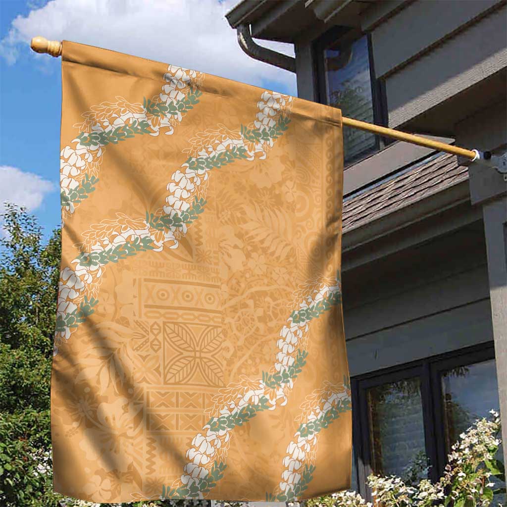 Aloha Pakalana and Puakenikeni Lei Garden Flag Gold Hawaiian Pattern