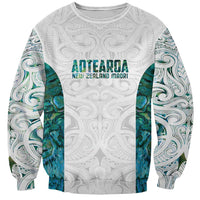Custom New Zealand Aotearoa Sweatshirt Green Maori Paua Shell Indigenous - Polynesian Pride