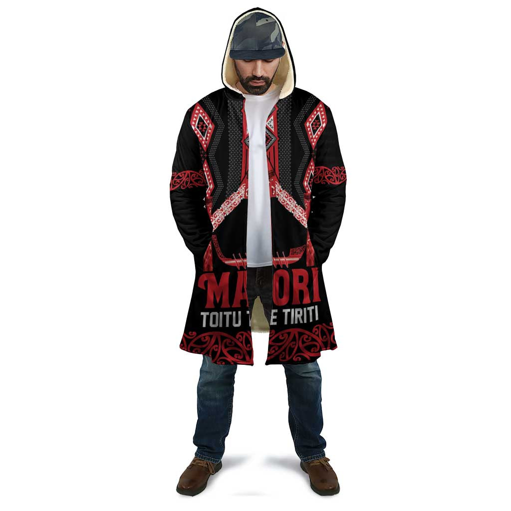 Toitu Te Tiriti Waitangi Cloak Black Wharenui House - Polynesian Pride