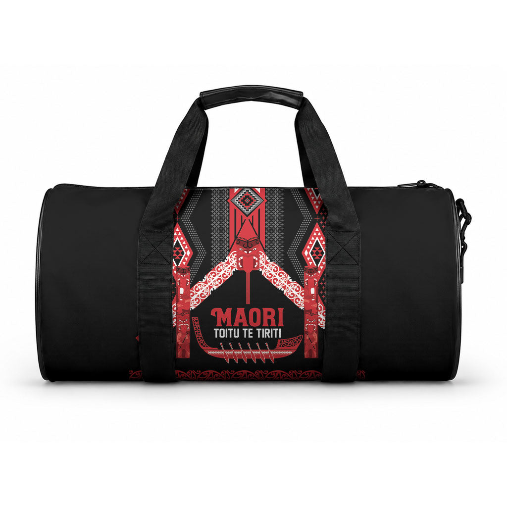 Toitu Te Tiriti Waitangi Duffle Bag Black Wharenui House LT9 One size Black - Polynesian Pride
