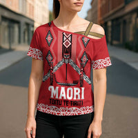 Toitu Te Tiriti Waitangi Cross Shoulder Shirt Red Wharenui House - Polynesian Pride