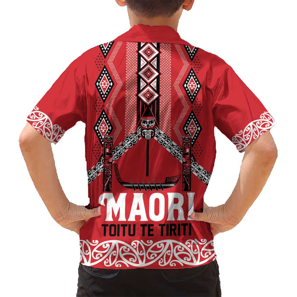 Toitu Te Tiriti Waitangi Family Matching Off Shoulder Maxi Dress and Hawaiian Shirt Red Wharenui House LT9 - Polynesian Pride