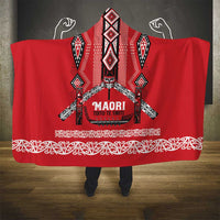 Toitu Te Tiriti Waitangi Hooded Blanket Red Wharenui House - Polynesian Pride