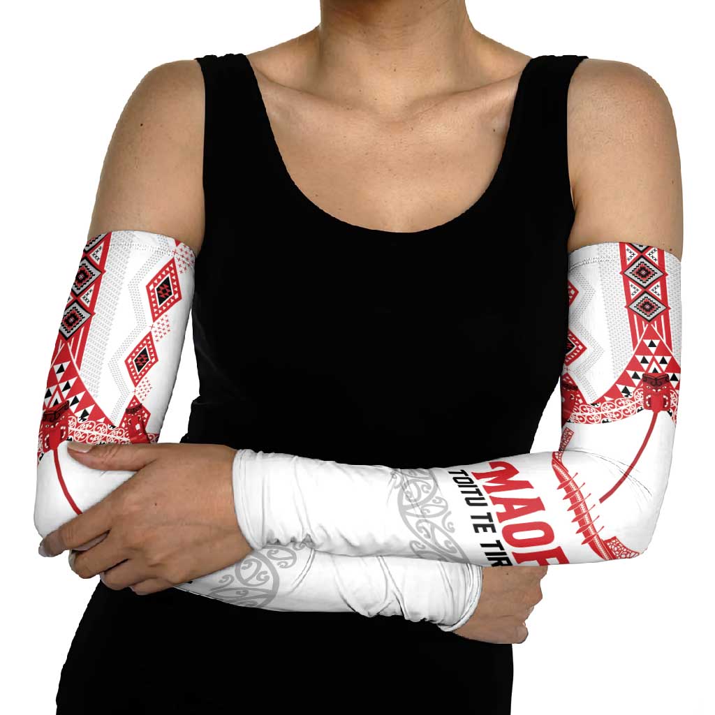Toitu Te Tiriti Waitangi Arm Sleeves White Wharenui House - Polynesian Pride