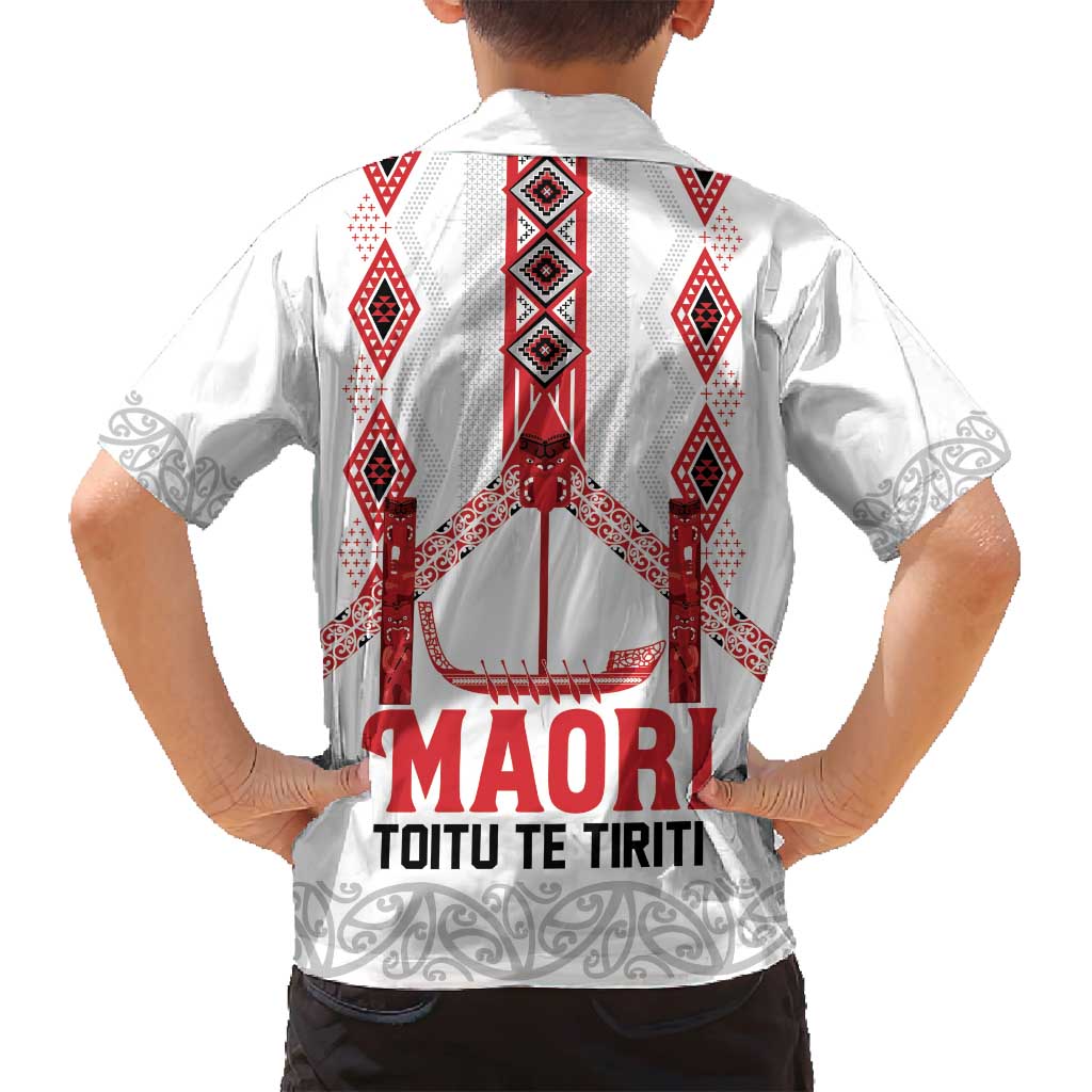 Toitu Te Tiriti Waitangi Family Matching Off Shoulder Short Dress and Hawaiian Shirt White Wharenui House LT9 - Polynesian Pride