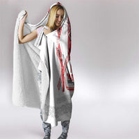 Toitu Te Tiriti Waitangi Hooded Blanket White Wharenui House - Polynesian Pride