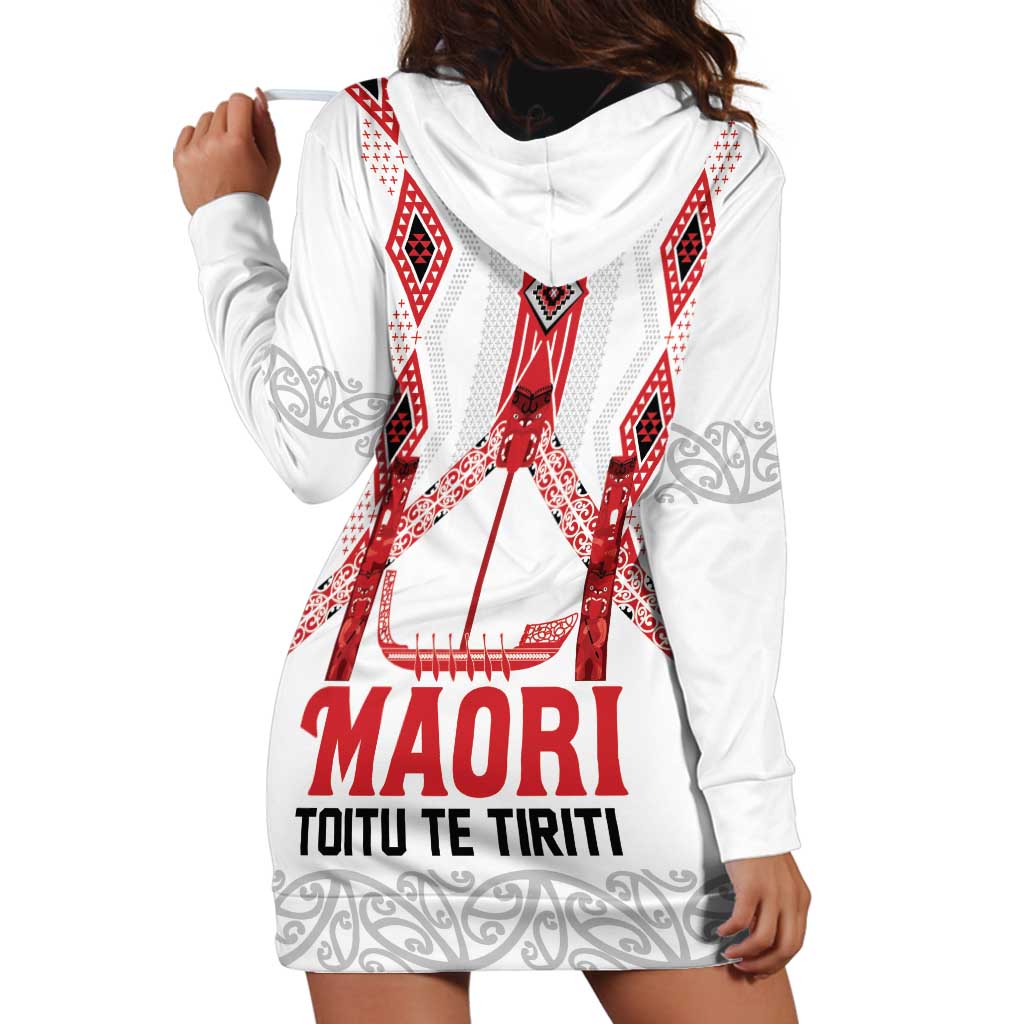 Toitu Te Tiriti Waitangi Hoodie Dress White Wharenui House - Polynesian Pride