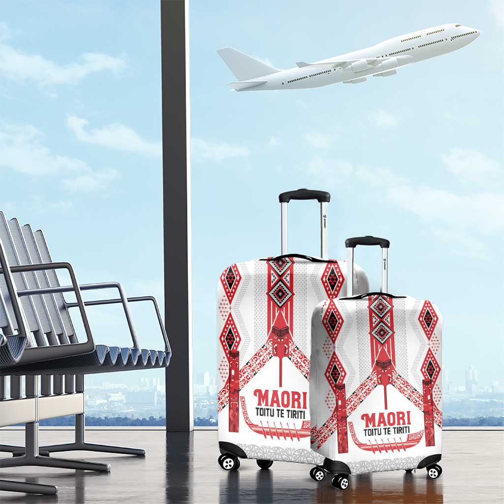 Toitu Te Tiriti Waitangi Luggage Cover White Wharenui House - Polynesian Pride