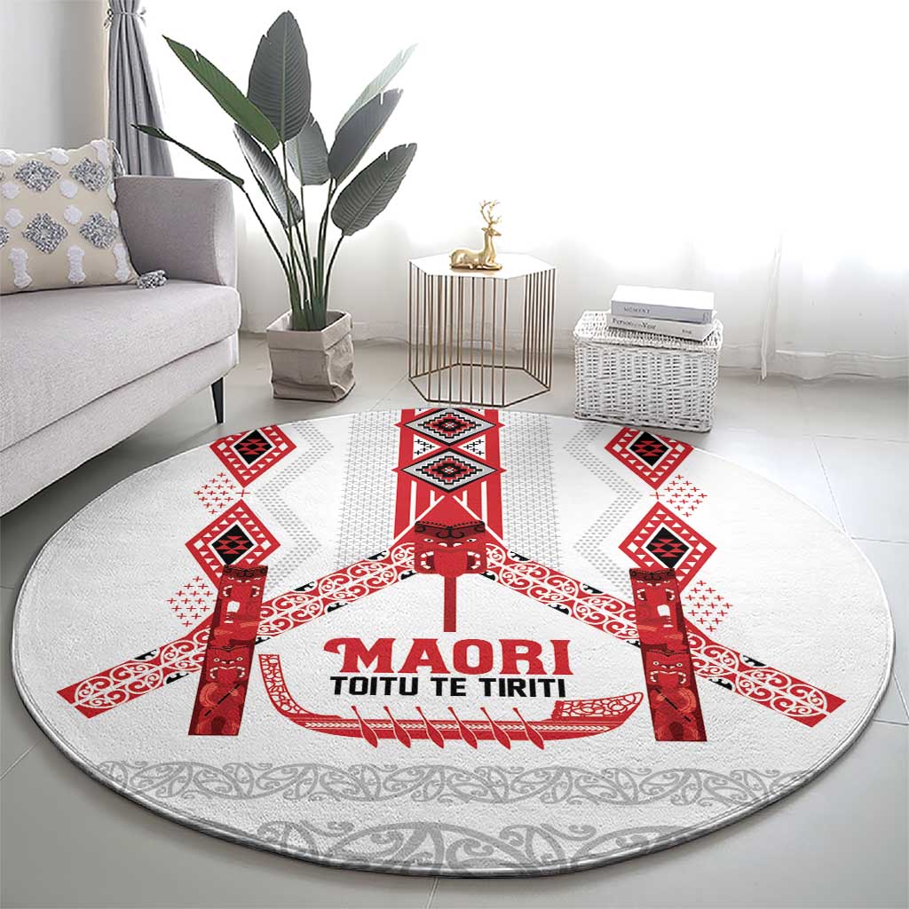 Toitu Te Tiriti Waitangi Round Carpet White Wharenui House - Polynesian Pride