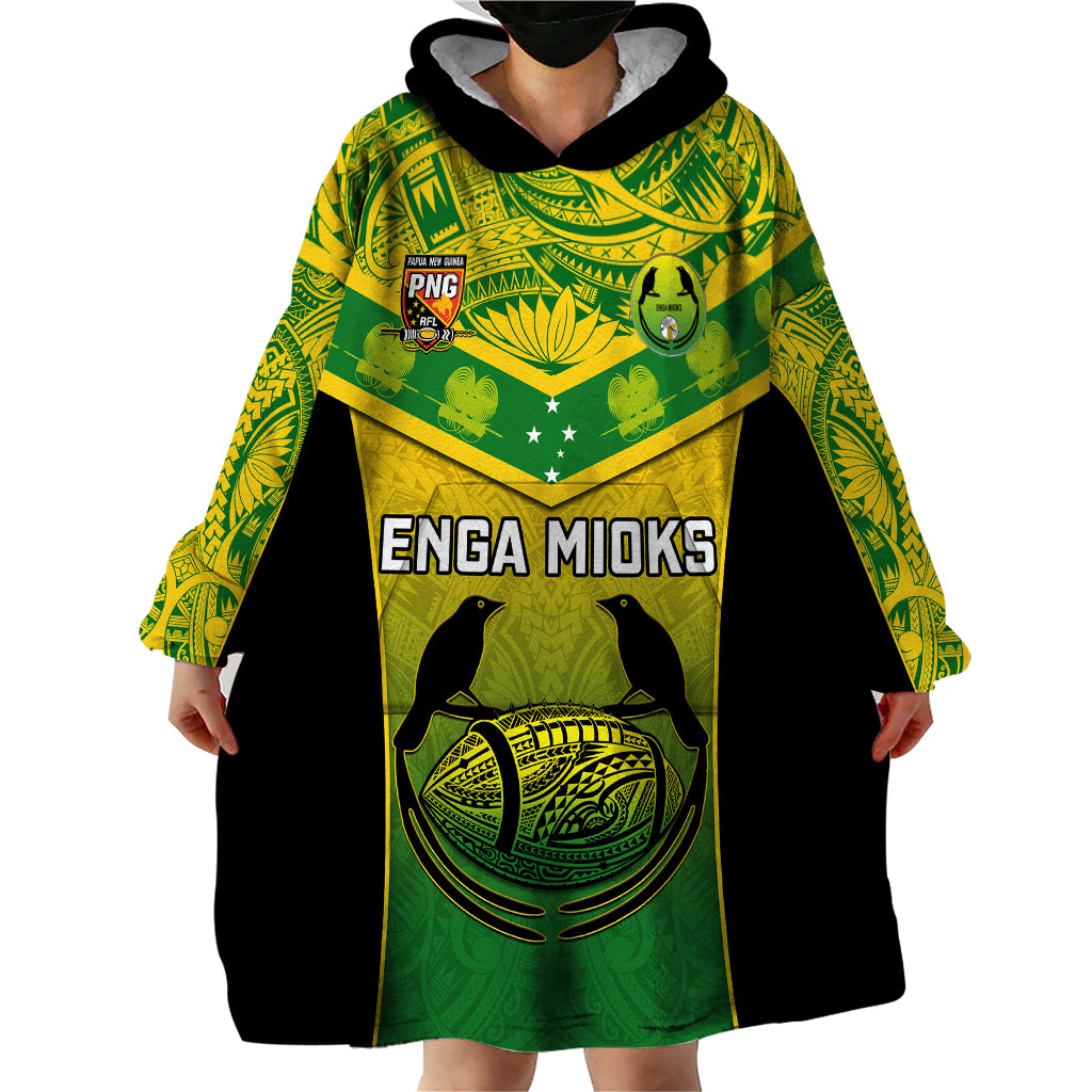Papua New Guinea Rugby Wearable Blanket Hoodie Enga Mioks PNG Polynesian Pattern LT14 - Polynesian Pride