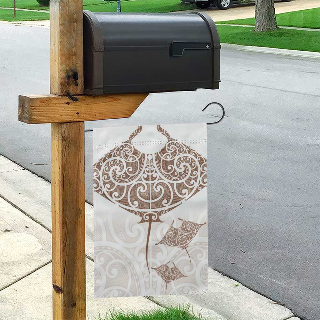 New Zealand Manta Ray Tattoo Garden Flag Aotearoa Maori Haehae Beige - Polynesian Pride