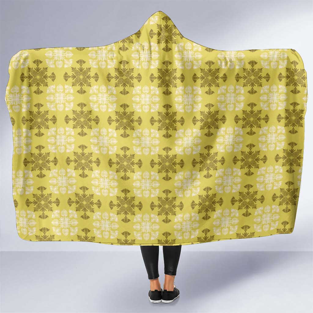 Yellow Hawaiian Quilt Hooded Blanket Hawaii Pineapple Monstera Palaka Motifs - Polynesian Pride