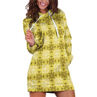 Yellow Hawaiian Quilt Hoodie Dress Hawaii Pineapple Monstera Palaka Motifs - Polynesian Pride