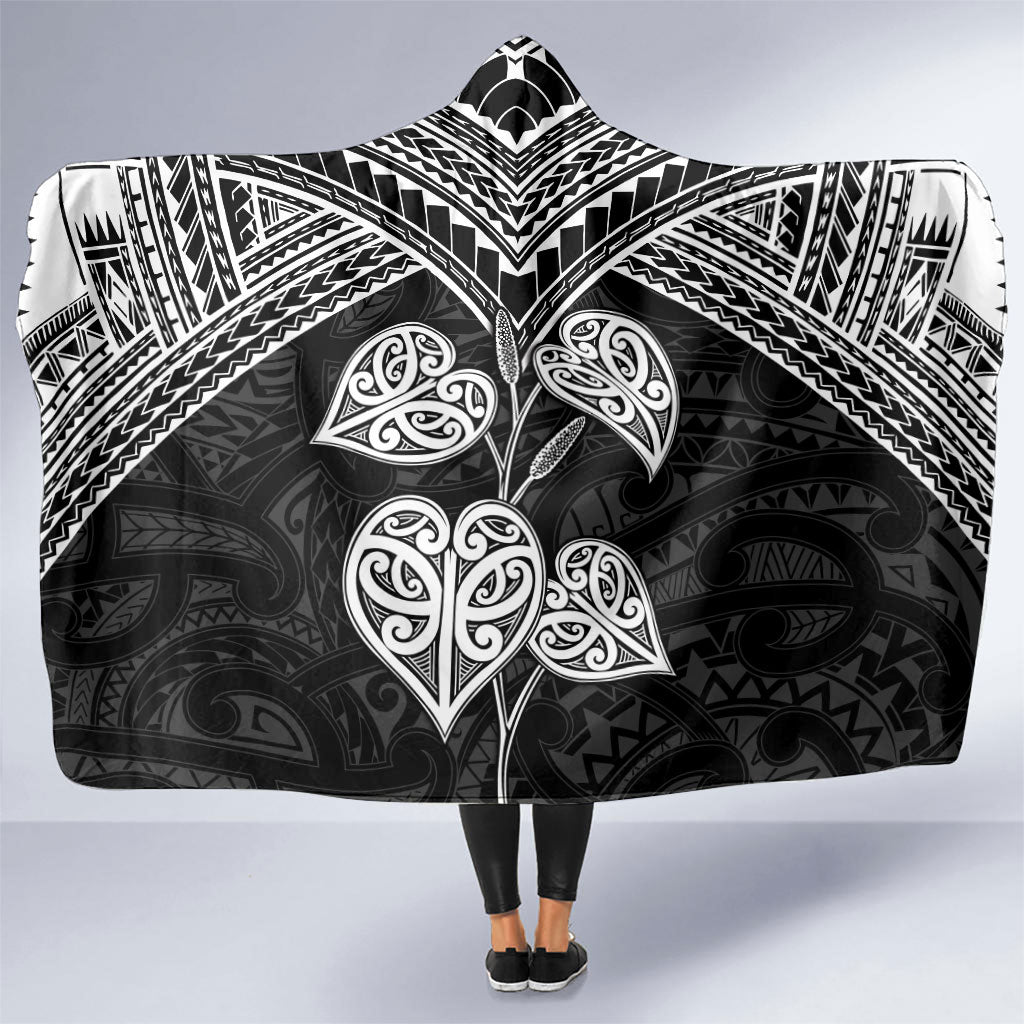 Black New Zealand Kawakawa Maori Ngaru Hooded Blanket LT14 One Size Black - Polynesian Pride