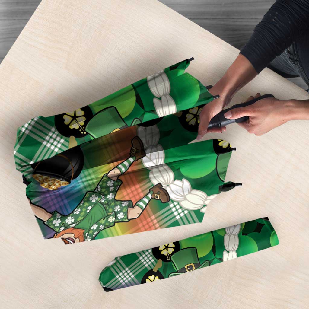 St Patrick's Day Palaka Hawaii Umbrella Kukui Nut Pikake Lei Shamrock Dabbing Leprechaun