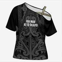 Maori Language Week Personalised Cross Shoulder Shirt Kia Mau Ki To Ukaipo Grey Color LT14 Female Grey - Polynesian Pride