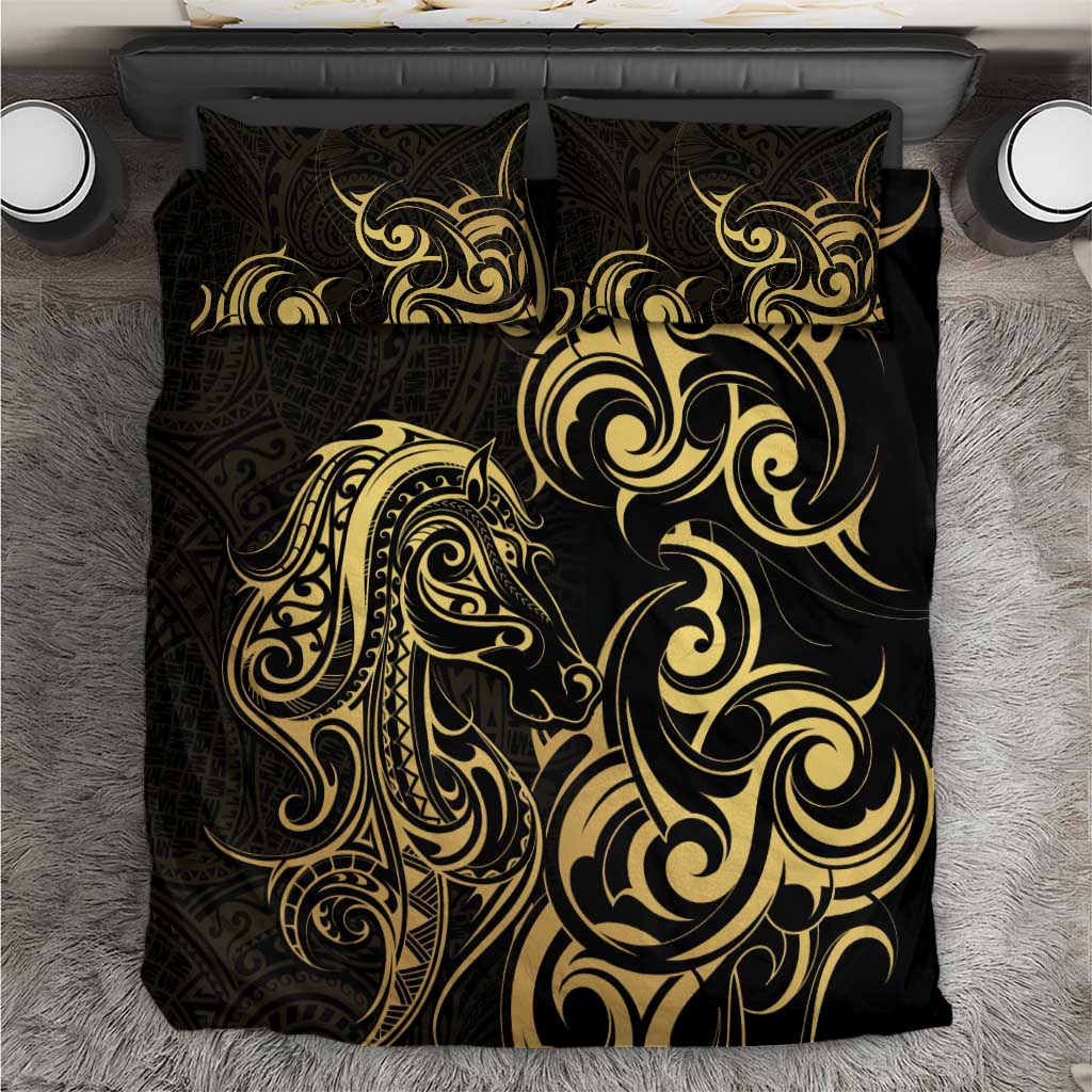 Gold And Black Aoteara Horse Racing Bedding Set NZ Maori Pattern