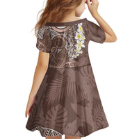 Mocha Mousse Polynesian Tribal Frangipani Tropical Vibe Kid Short Sleeve Dress