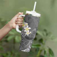 Gray Polynesian Tribal Frangipani Tropical Vibe Tumbler With Handle