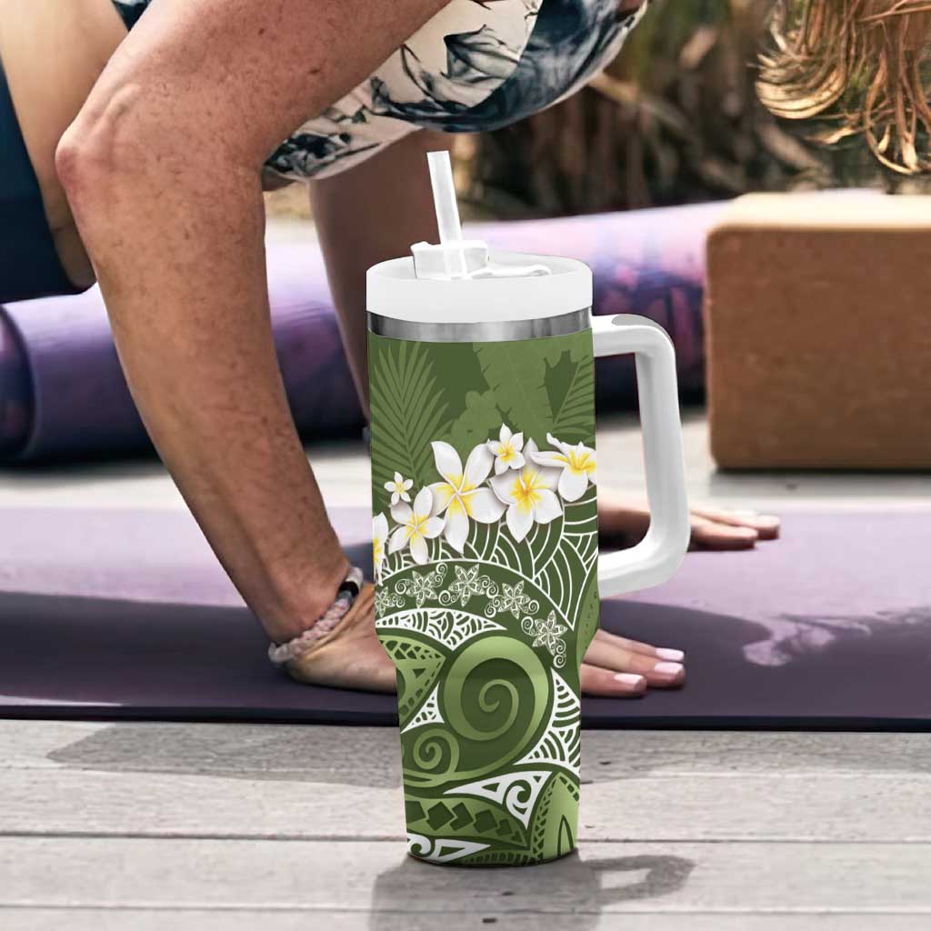 Green Polynesian Tribal Frangipani Tropical Vibe Tumbler With Handle