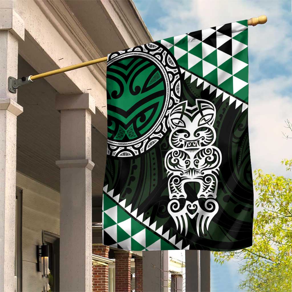 Green Aotearoa Niho Taniwha Garden Flag Maori Mythology Tooth - Taniko Motifs