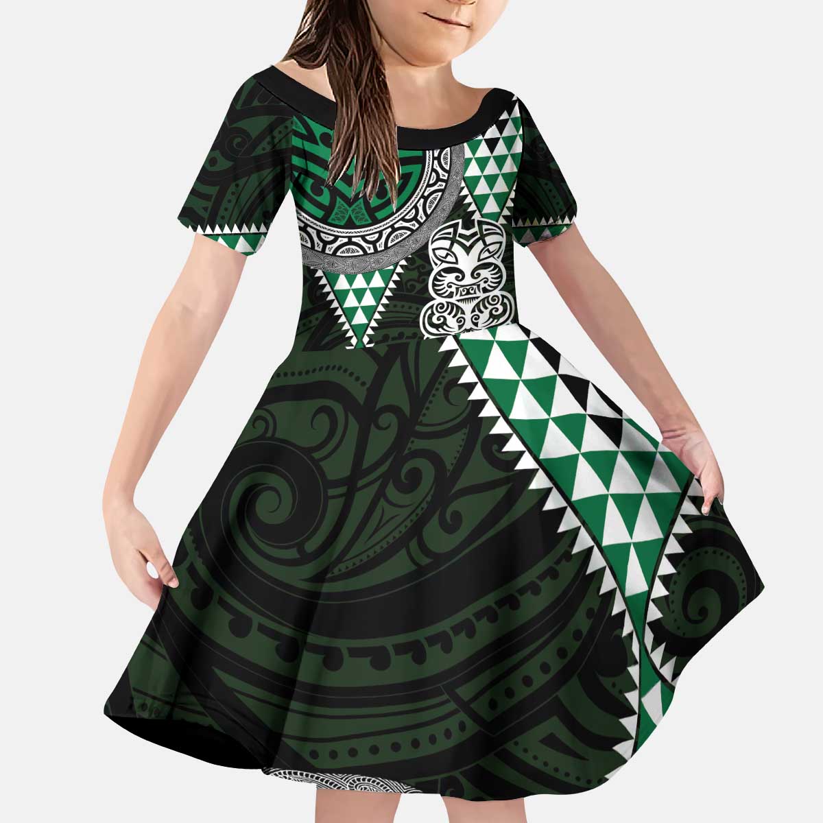 Green Aotearoa Niho Taniwha Kid Short Sleeve Dress Maori Mythology Tooth - Taniko Motifs