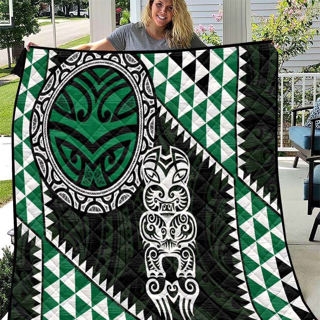 Green Aotearoa Niho Taniwha Quilt Maori Mythology Tooth - Taniko Motifs