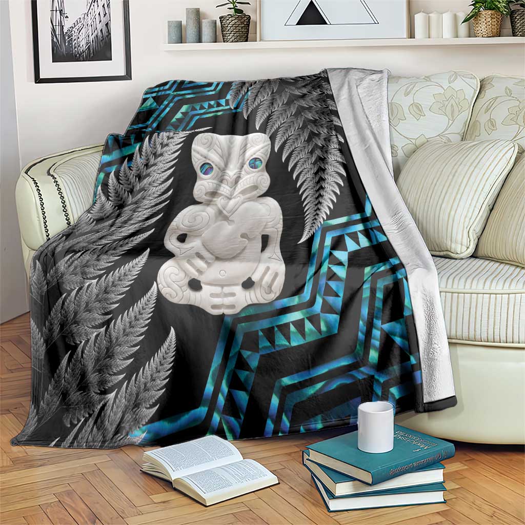 Aotearoa Taniko Paua Shell With Hei Tiki Blanket