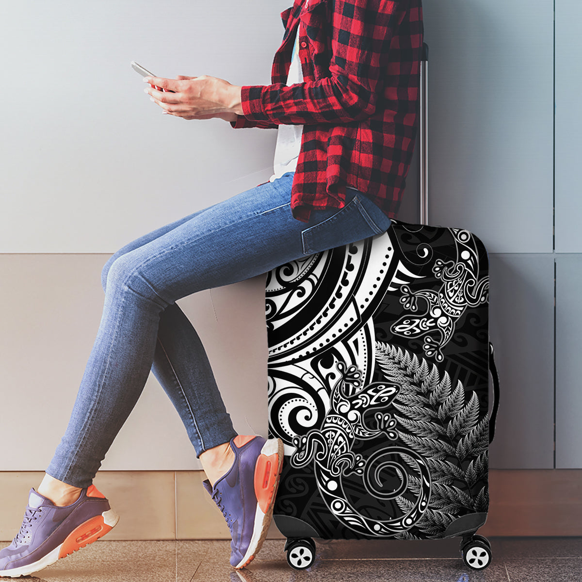 New Zealand Lizard Luggage Cover Silver Fern Aotearoa Maori