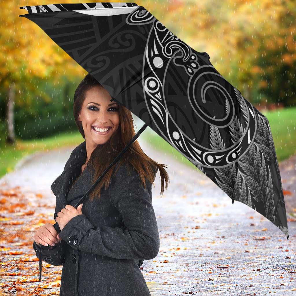 New Zealand Lizard Umbrella Silver Fern Aotearoa Maori - Polynesian Pride