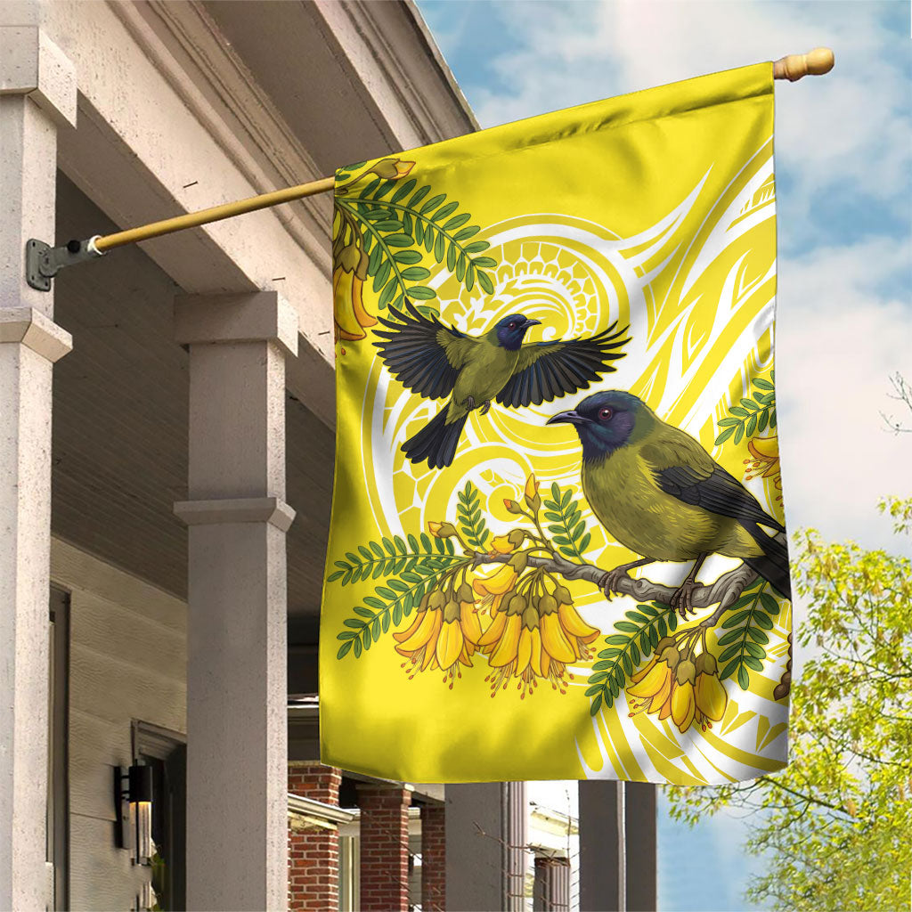Bellbird New Zealand Garden Flag Korimako Kowhai Maori Pattern