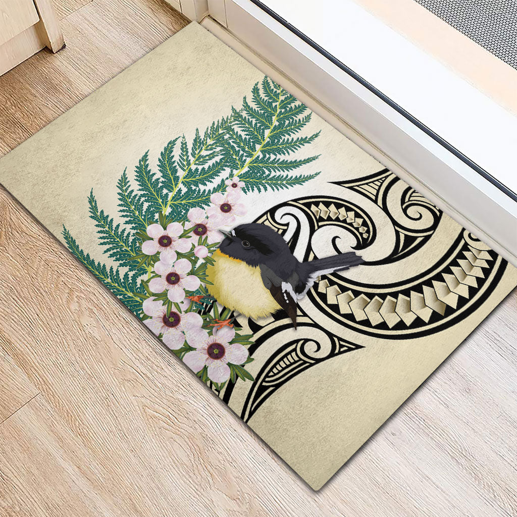 Endemic Tomtit New Zealand Rubber Doormat Miromiro Manuka Silver Fern Maori Pattern
