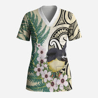 Endemic Tomtit New Zealand Scrub Top Miromiro Manuka Silver Fern Maori Pattern