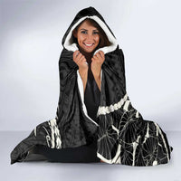 Aloha Hawaii Kalo Pikake Lei Hooded Blanket Chest Tattoo Black Hawaiian Pattern
