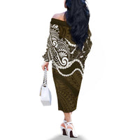 Aloha Hawaii Kalo Pikake Lei Family Matching Off The Shoulder Long Sleeve Dress and Hawaiian Shirt Chest Tattoo Gold Hawaiian Pattern LT14 - Polynesian Pride