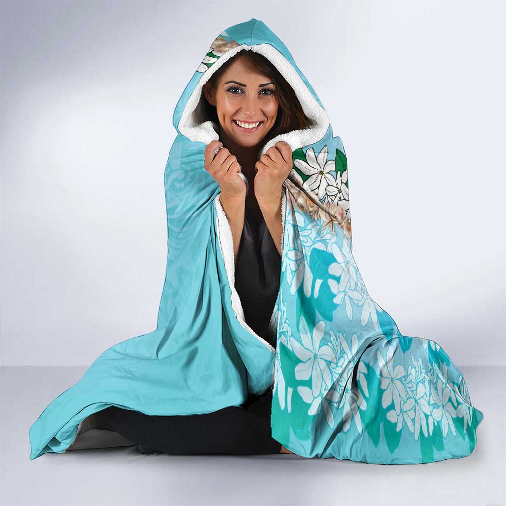 Cook Islands Tiare Maori With Conch Shell Hooded Blanket Pasifika Fest Polynesian Tattoo Turquoise