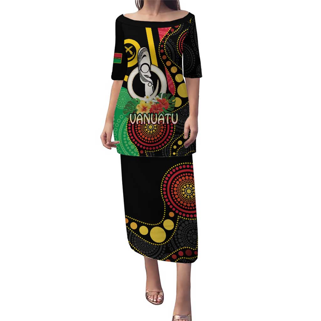 Tamtam Drum Vanuatu Puletasi Boar Tusk Aboriginal Flag Style