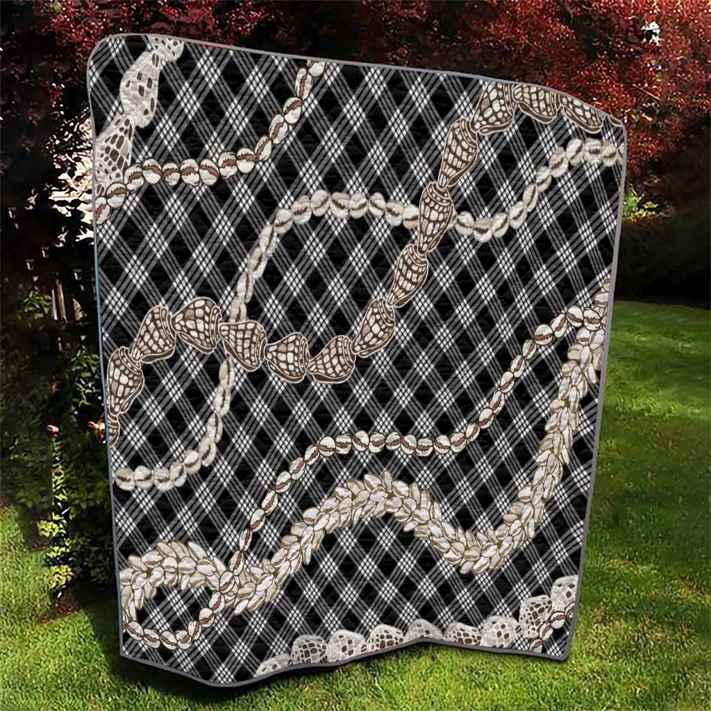 Black Aloha Hawaii Shell Lei Quilt Palaka Hebrew Cone Honey Cowrie Elegant Curves - Polynesian Pride